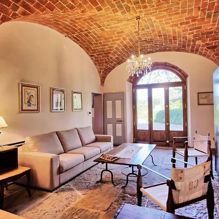 Marietta Villa *